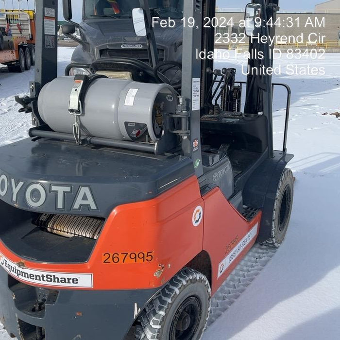 2022 TOYOTA 50-8FGU25