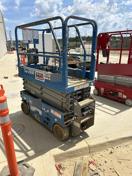 2019 Genie GS-1930 Fixed Rails with Chain Entry