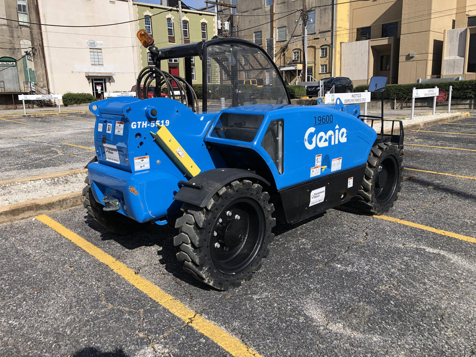 2018 GENIE GTH-5519