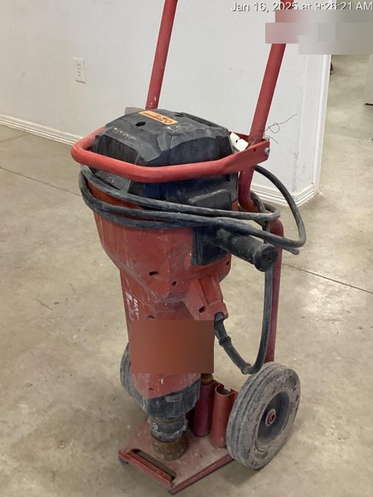 2023 HILTI TE 3000-AVR