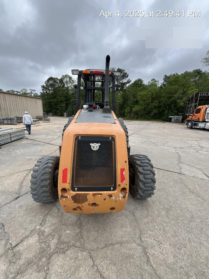 2019 CASE 588H