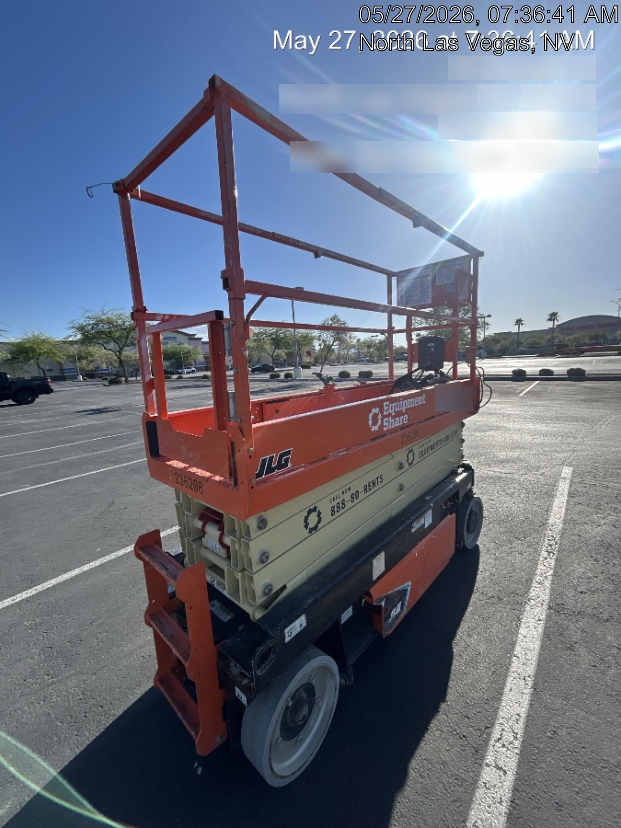2022 JLG ES2632