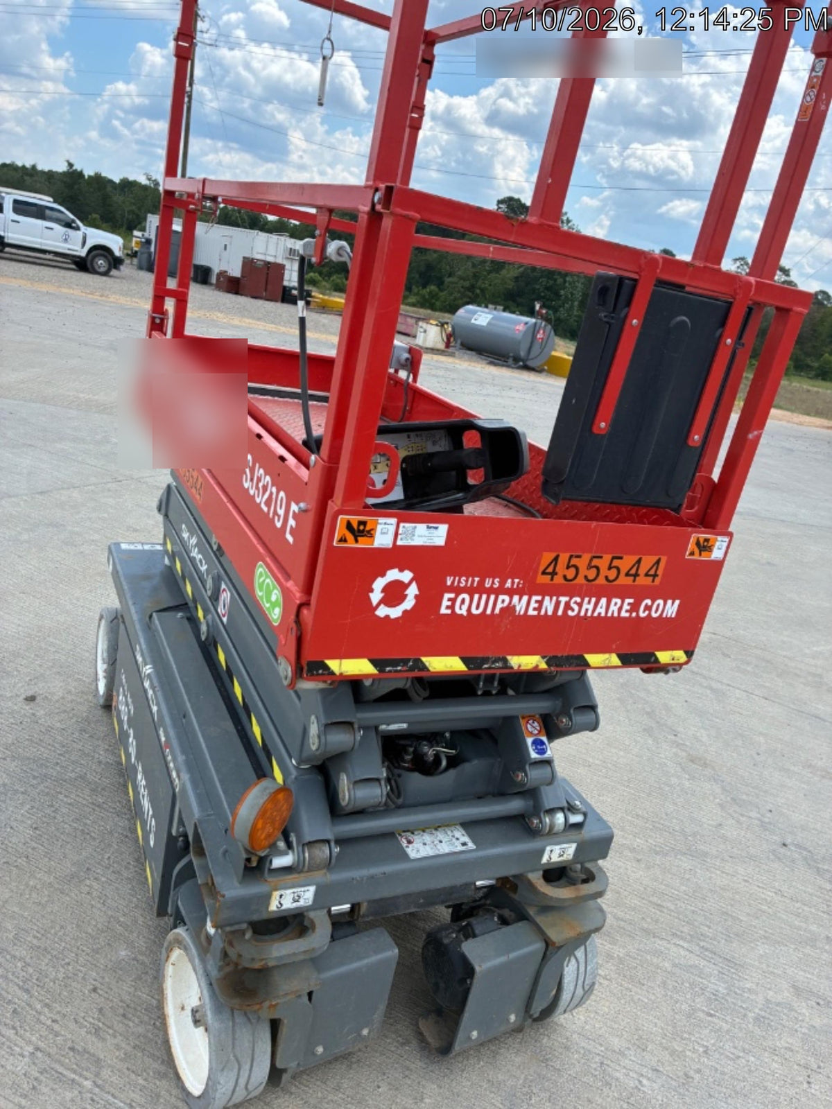 2024 Skyjack SJ3219 Electric Drive, Sld NM Tires, DBcns, RFRails, Power to Platform, T3 + Access Control