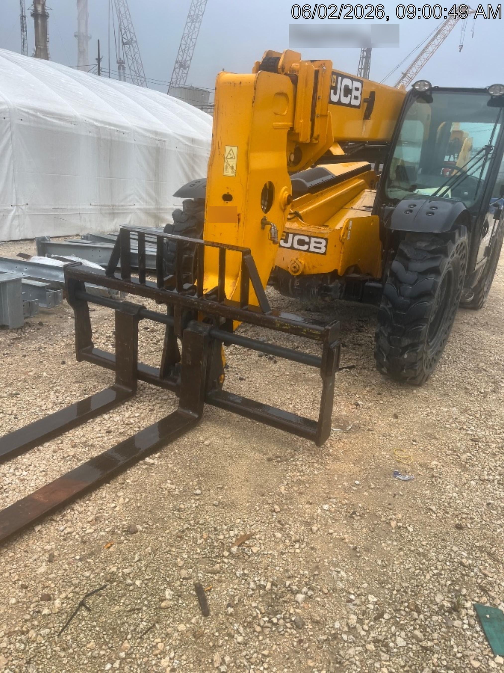 2020 JCB 509-42 Cab/Heat/Air, Solid Tires, Work Lights, Beacon, Aux Hydraulics, Back up Alarm, Lifting Eye, ES Decals