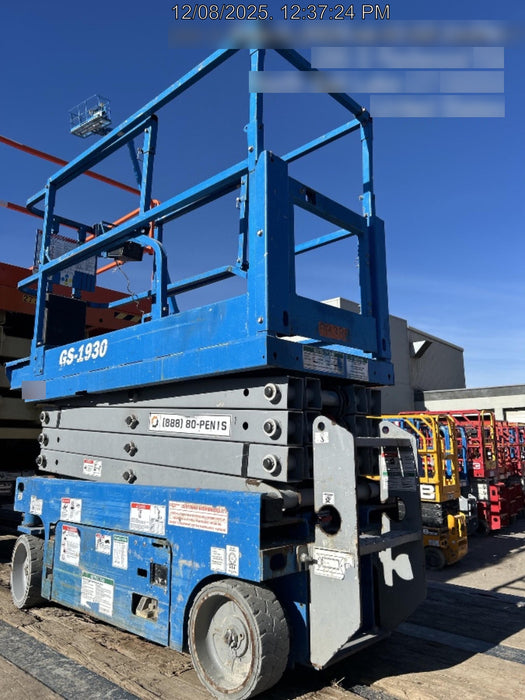 2020 Genie GS-1930 Solid Non Marking Tires, Beacon, Folding rails with half height swing gate