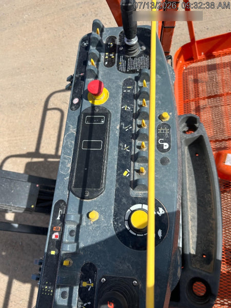 2026 JLG 600AJ