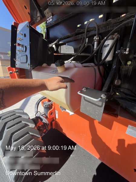 2023 JLG 660SJ