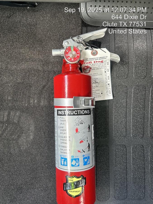 2025 CHEVROLET Express Van - Rental