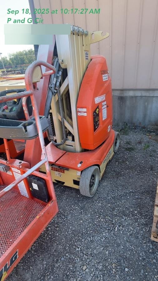 2022 JLG 26E
