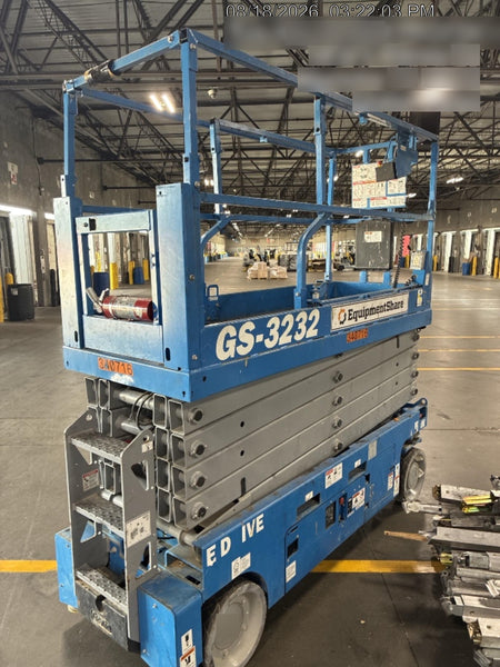 2023 GENIE GS-3232