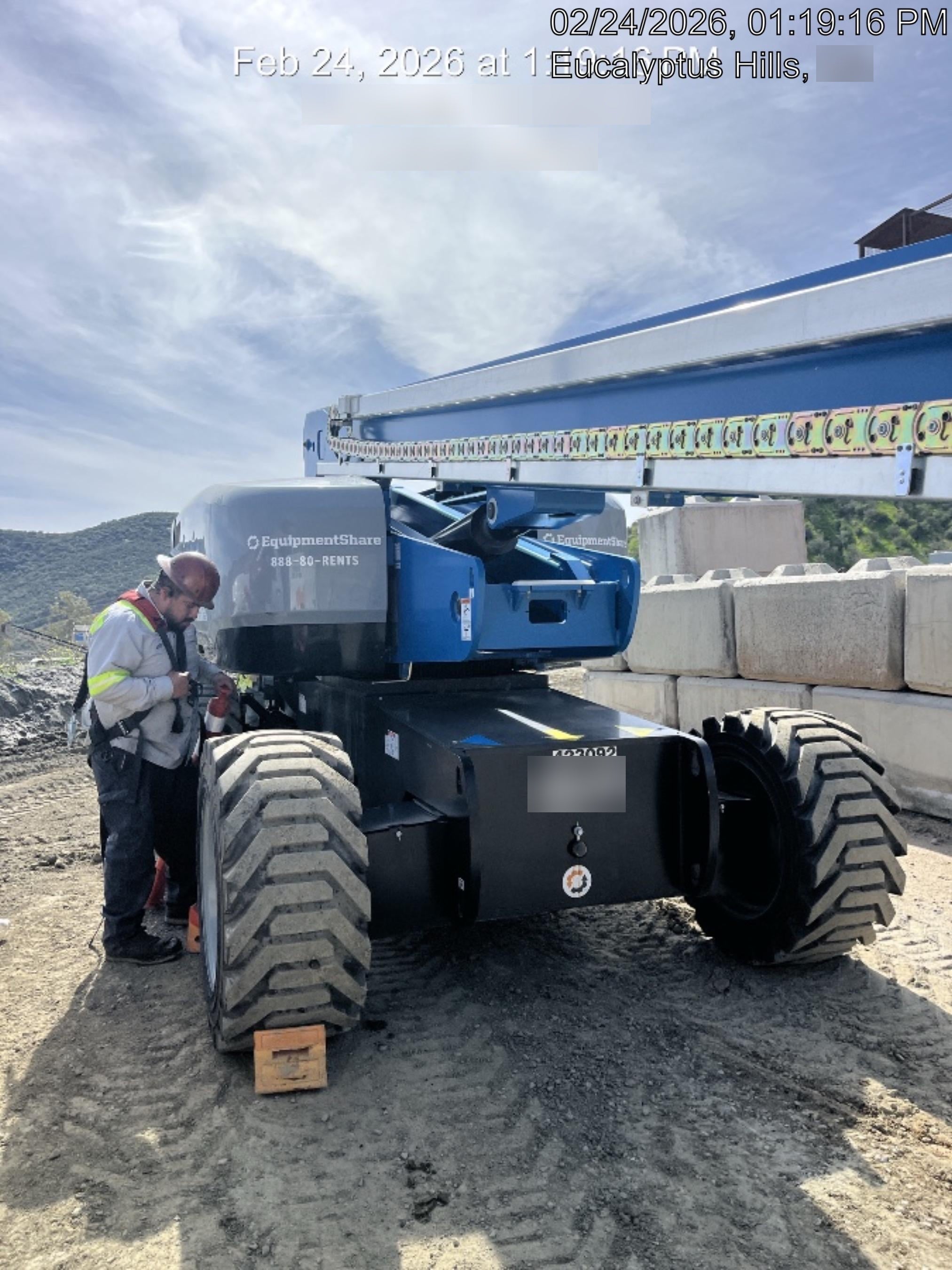 2024 GENIE S-85 XC