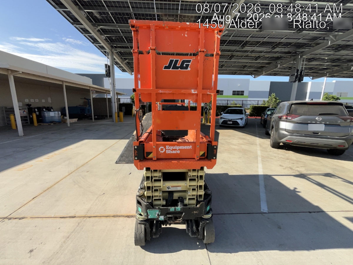 2022 JLG ES1932