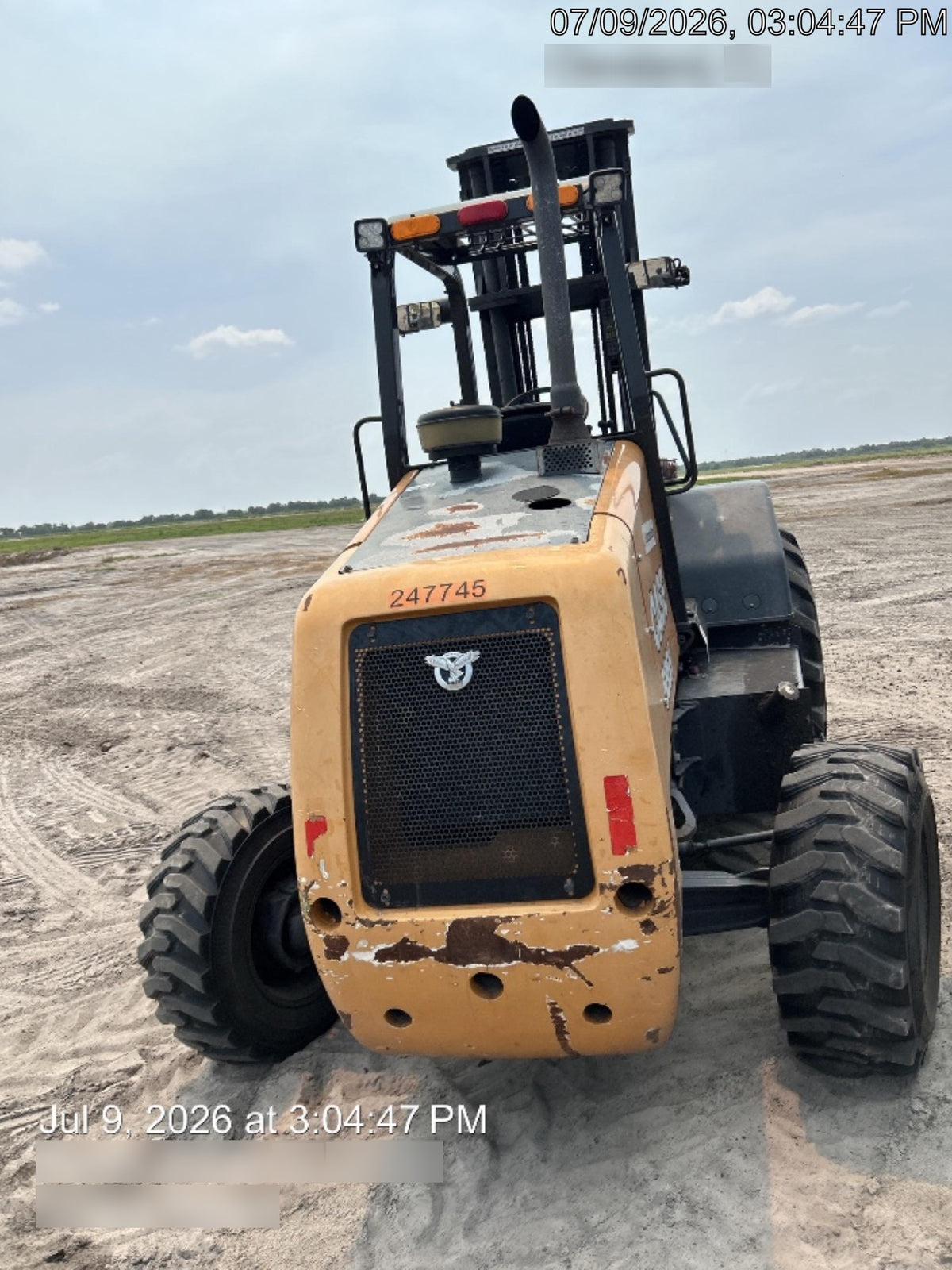 2022 CASE 586H