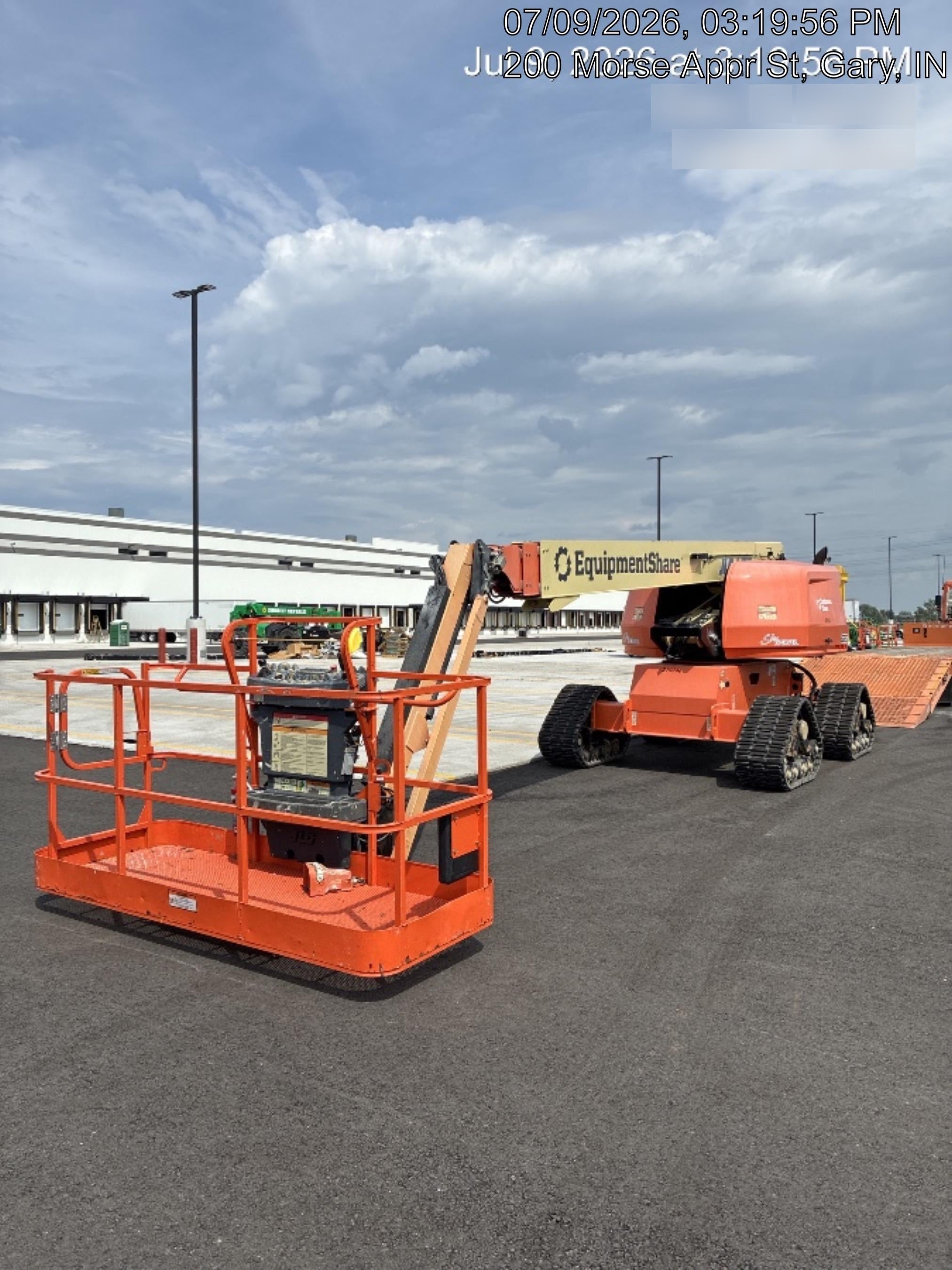 2022 JLG 660SJ Quad Track