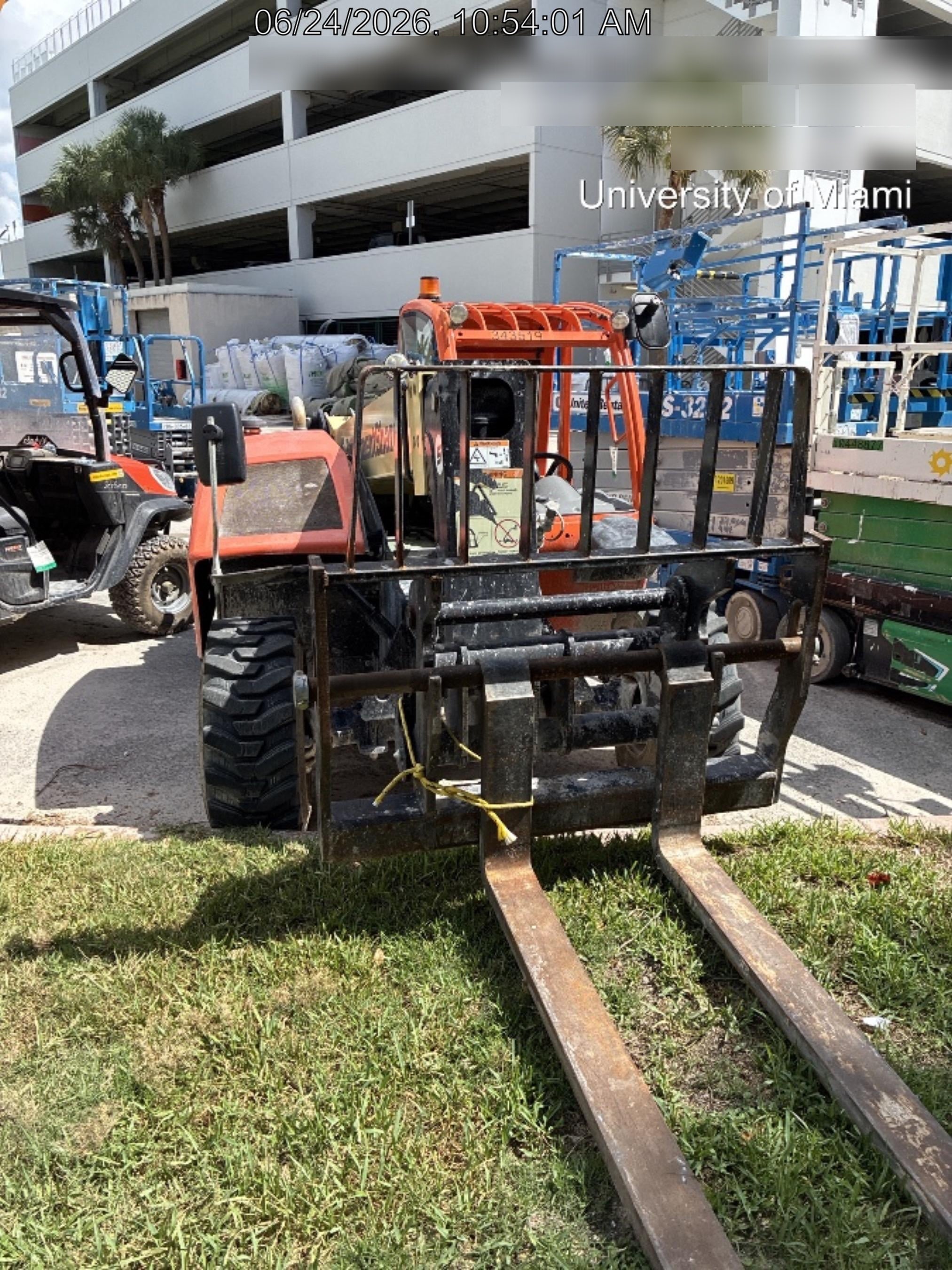 2023 JLG G5-18A