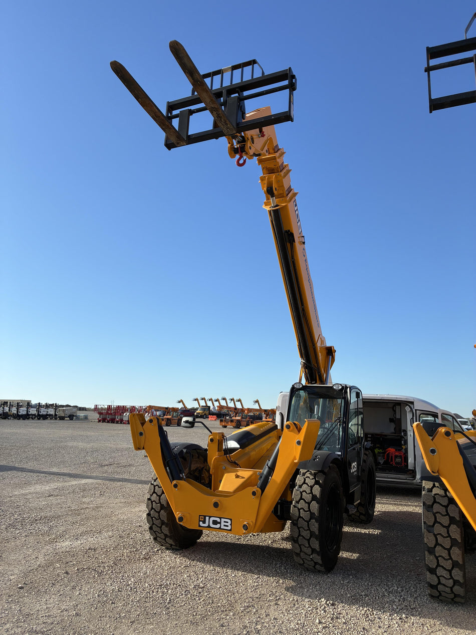 2026 JCB 510-56