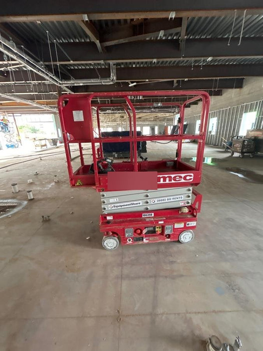 2020 MEC 1330SE Solid NM Tires, Steel Swing out Doors, LCS, Beacon, 900W Inverter