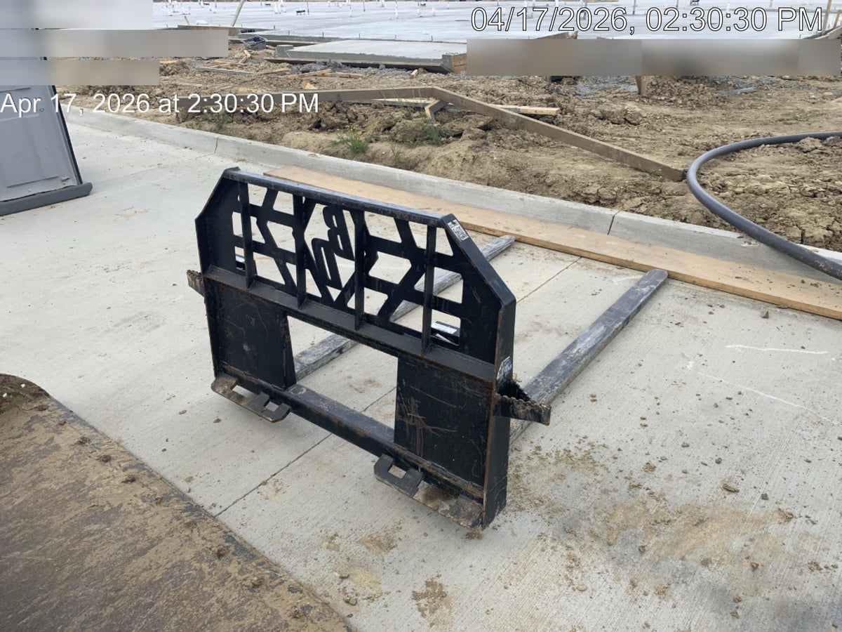 2021 PALADIN 48" Pallet Forks - Paladin