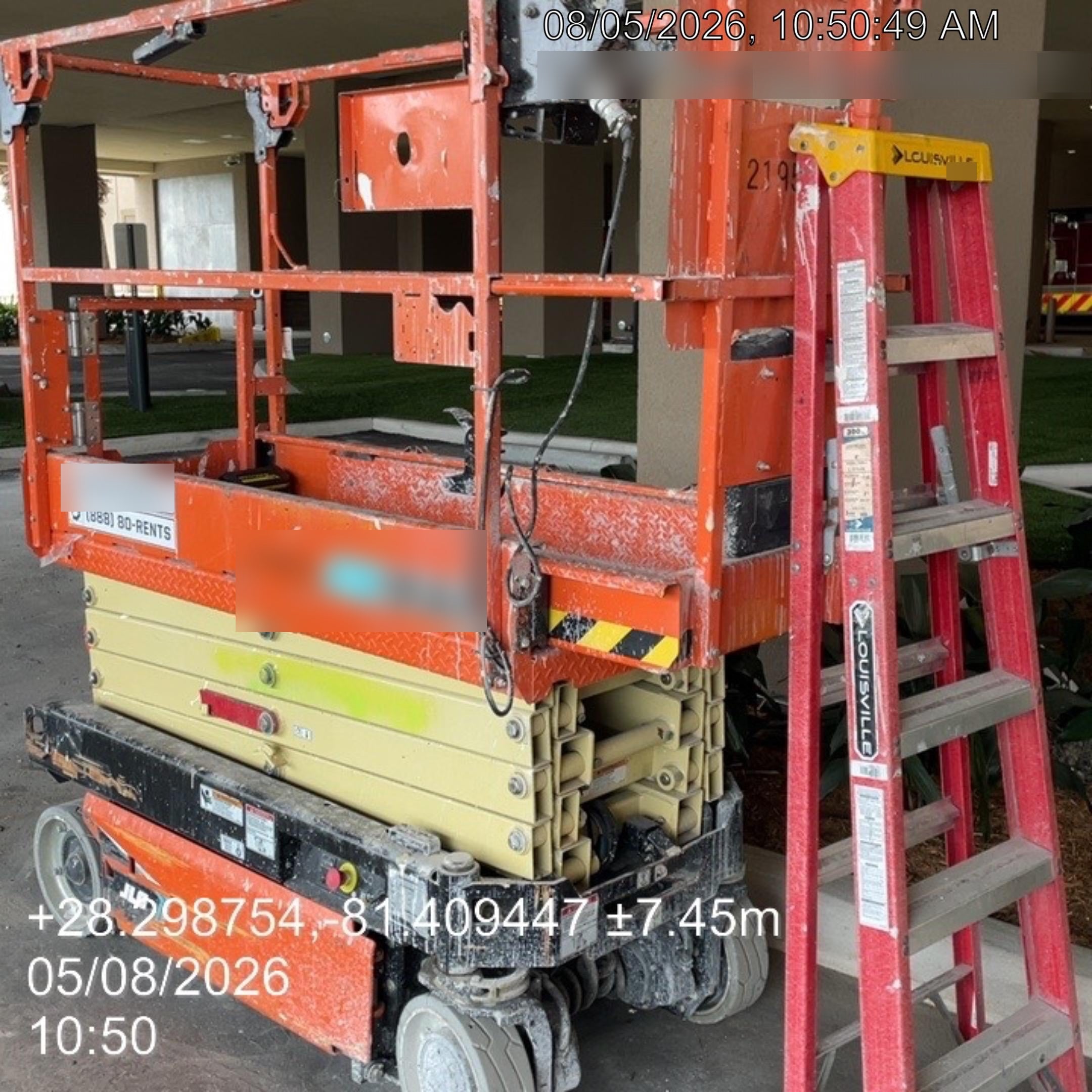 2022 JLG ES1932