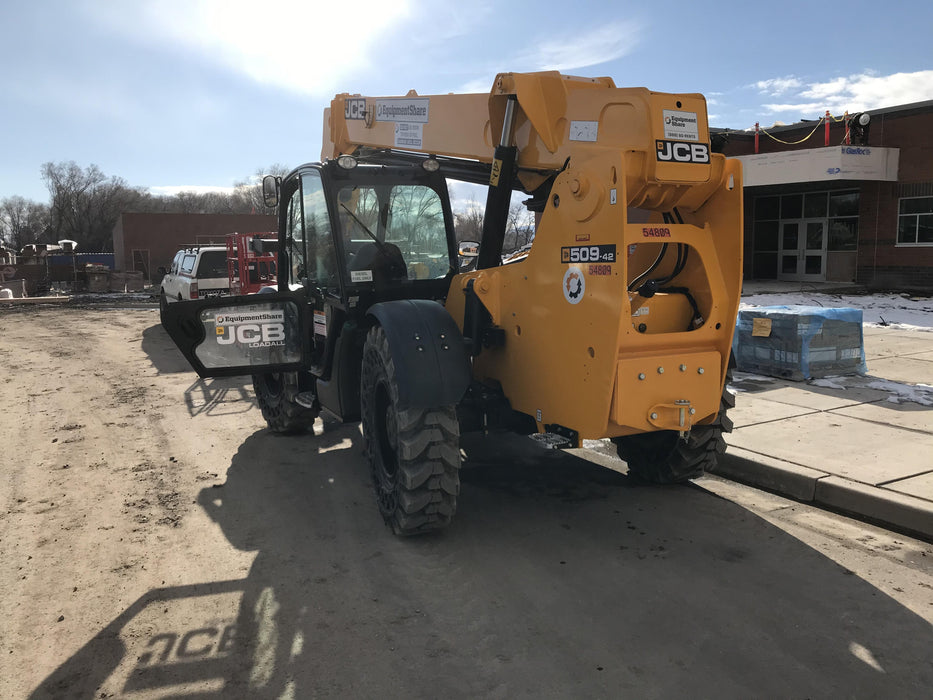 2019 JCB 509-42 Cab/Heat/Air, 74 HP, Solid Tires, STD Worklight, Beacon, Aux Hydraulics, Lifting Eye, Back up Alarm w/66" Carriage/60" Forks