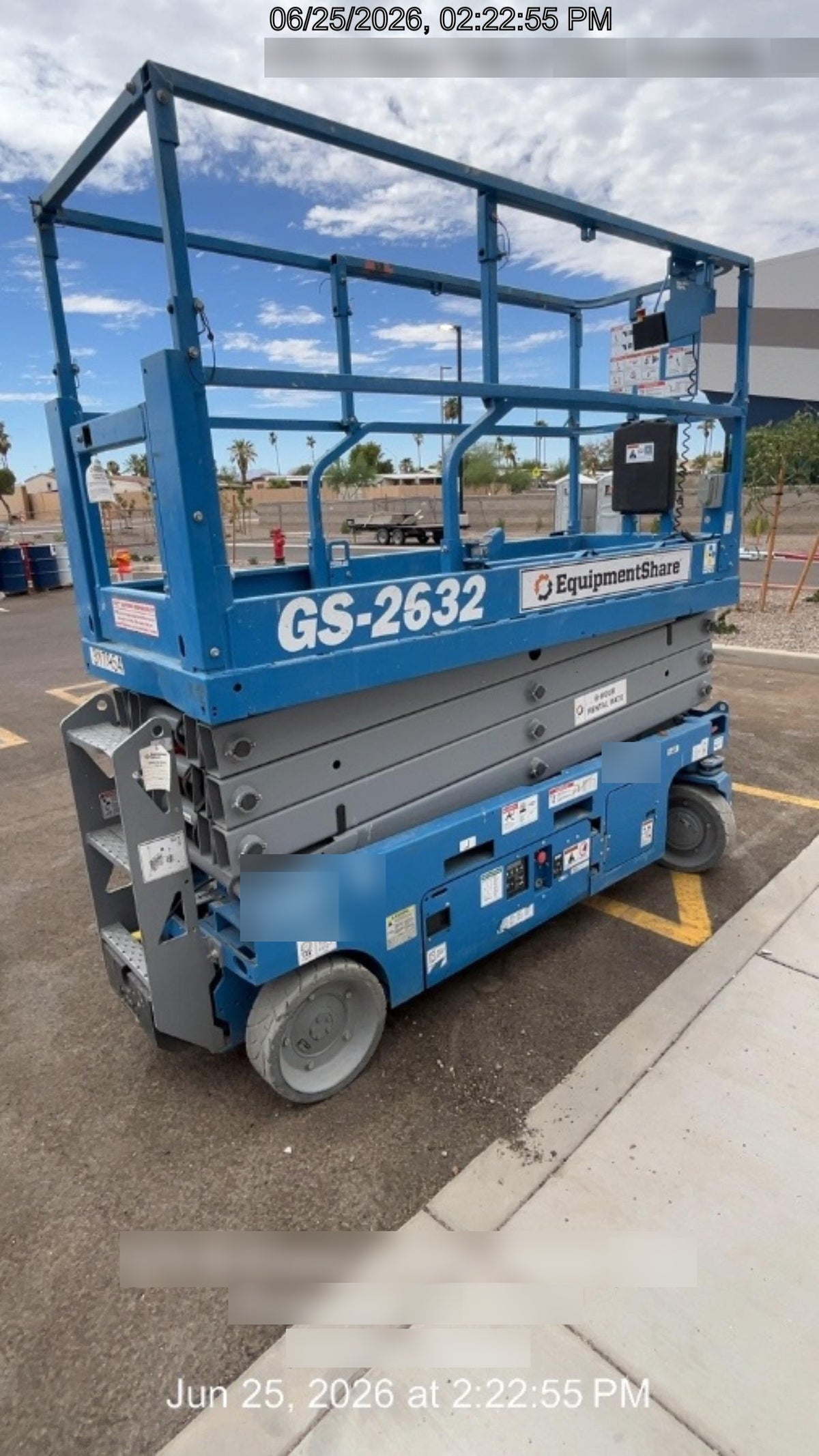 2023 GENIE GS-2632