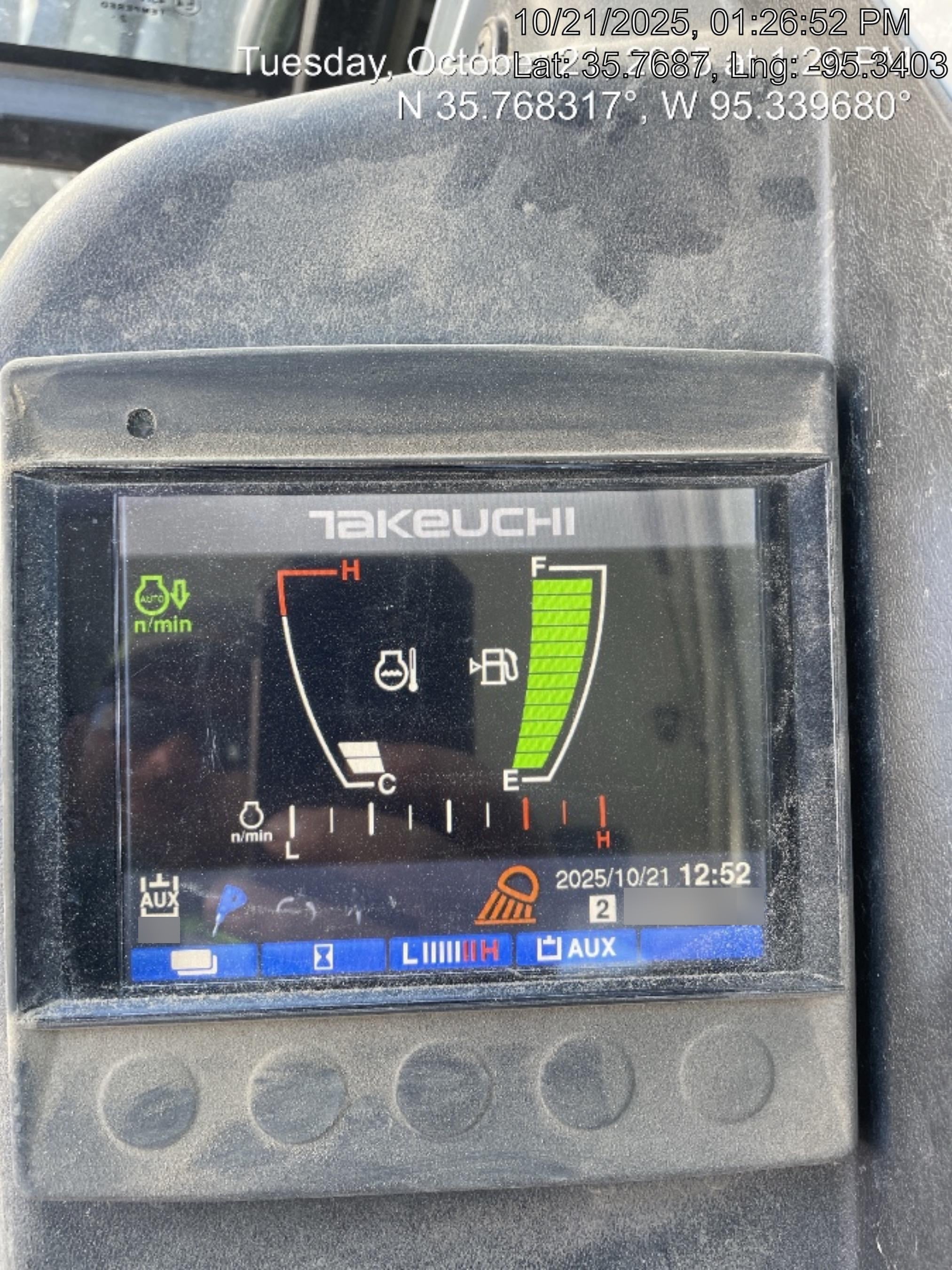 2023 TAKEUCHI TB250-2CR