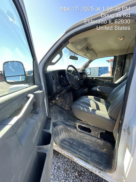 2023 CHEVROLET Express Van - Rental