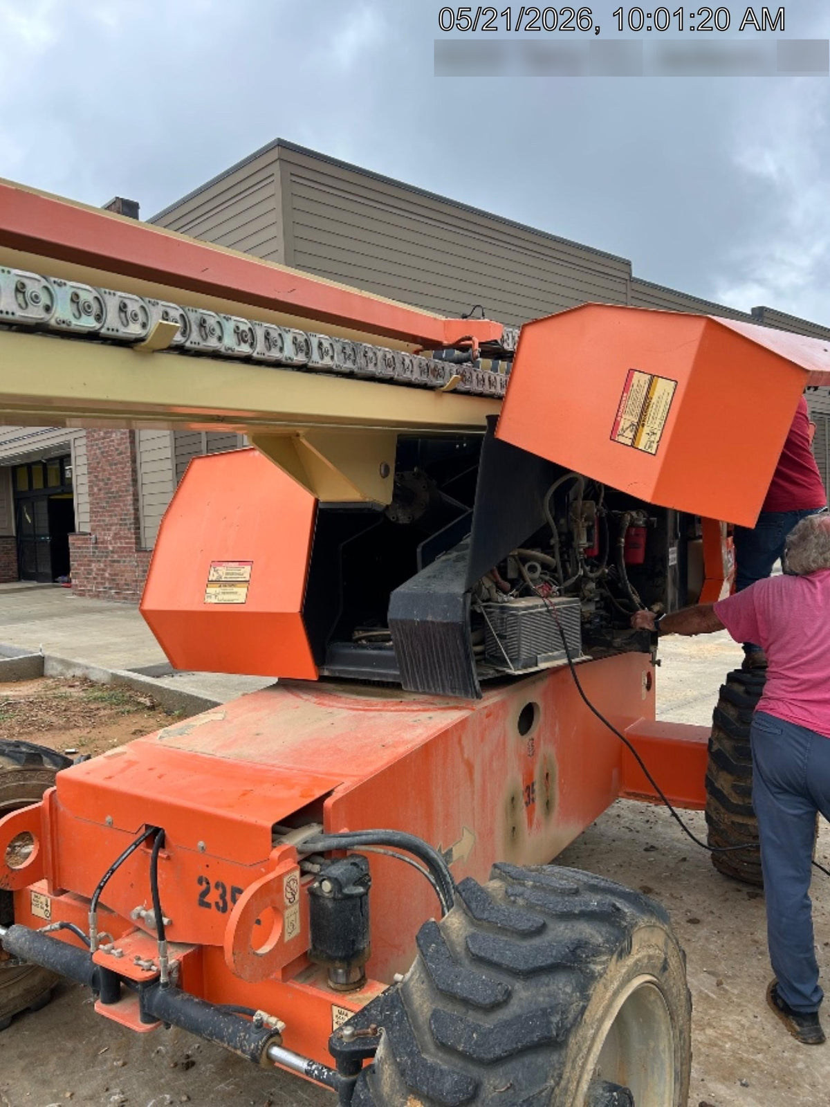2017 JLG 660SJ