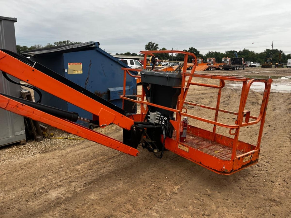 2019 JLG 600AJ