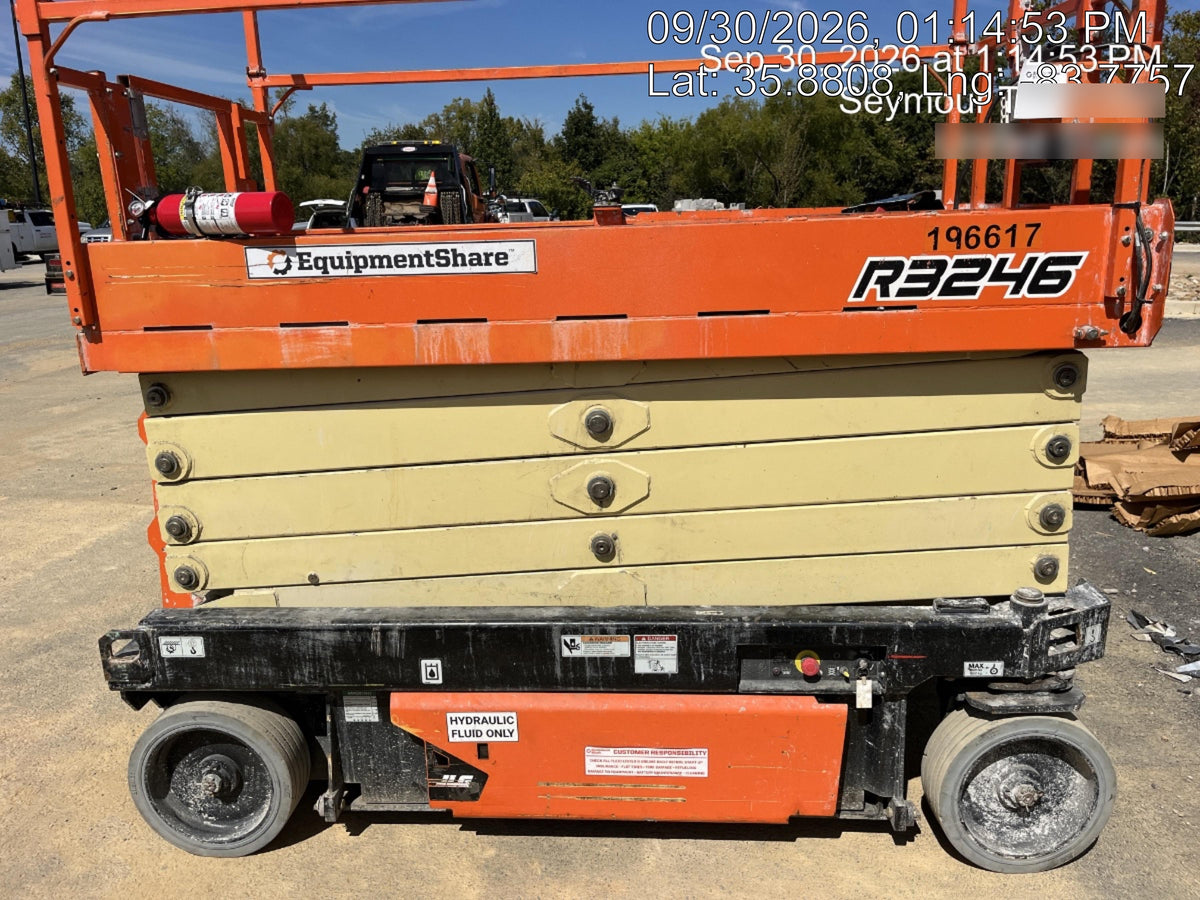2021 JLG R3246