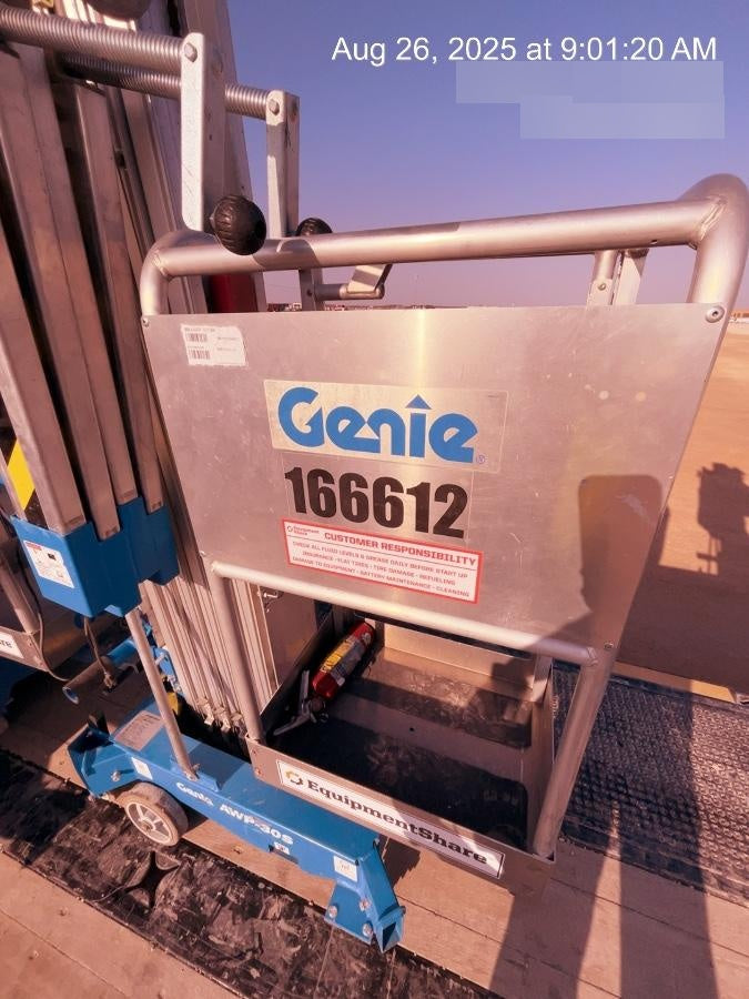2021 GENIE AWP-30S DC