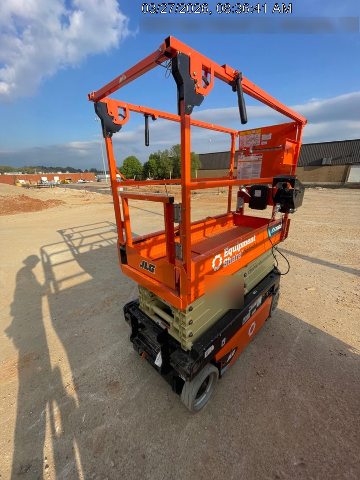 2025 JLG ES1932