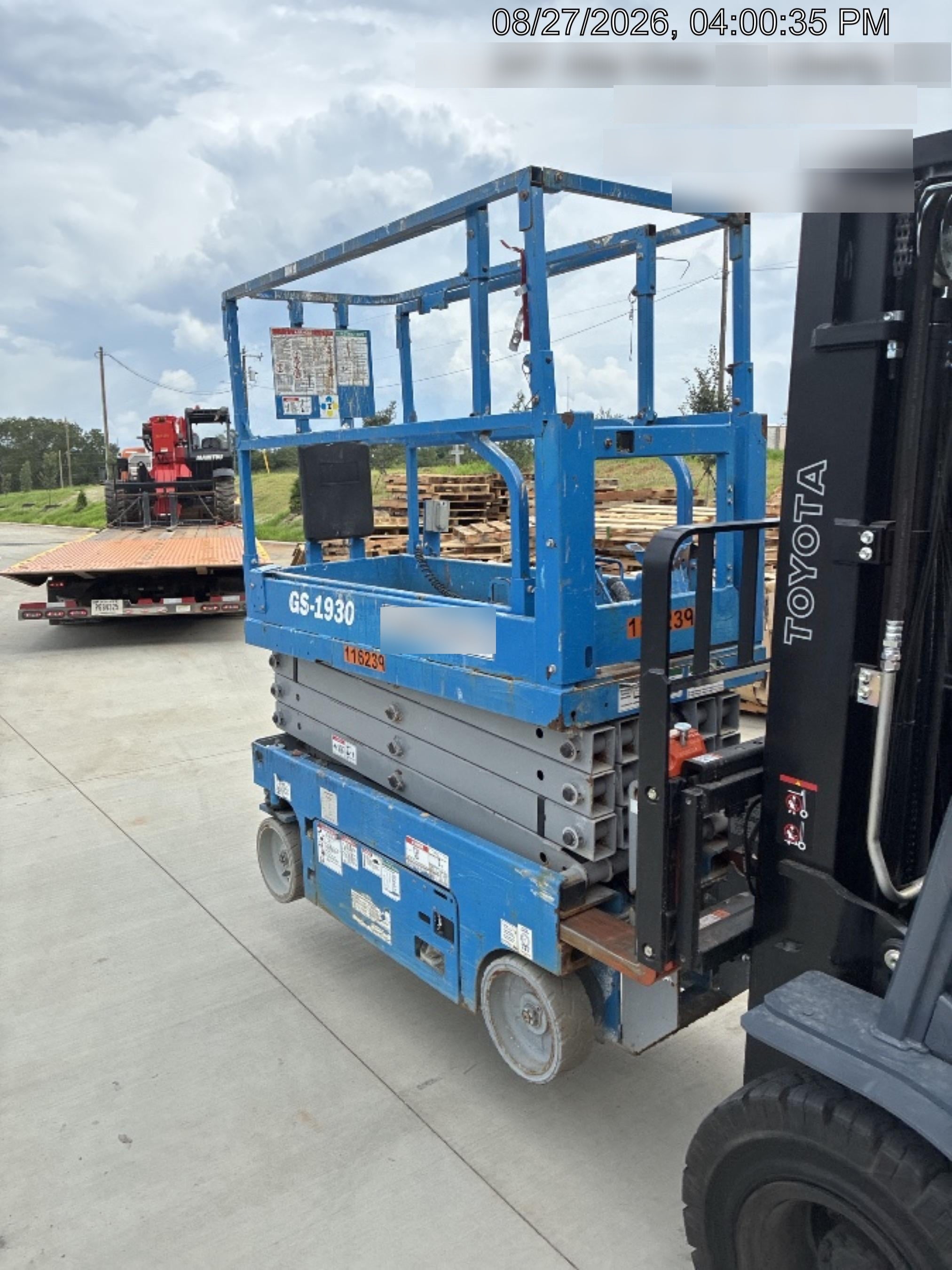 2020 Genie GS-1930 Solid Non Marking Tires, Beacon, Folding rails with half height swing gate