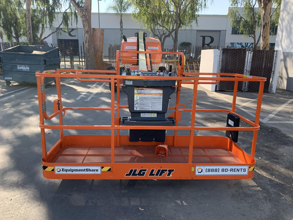 2021 JLG 460SJ