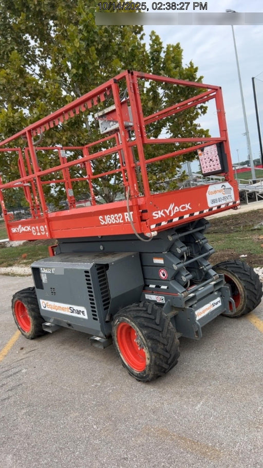 2017 SKYJACK SJ6832 RT