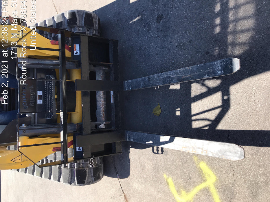 2020 KUBOTA PFL4548 Pallet Forks