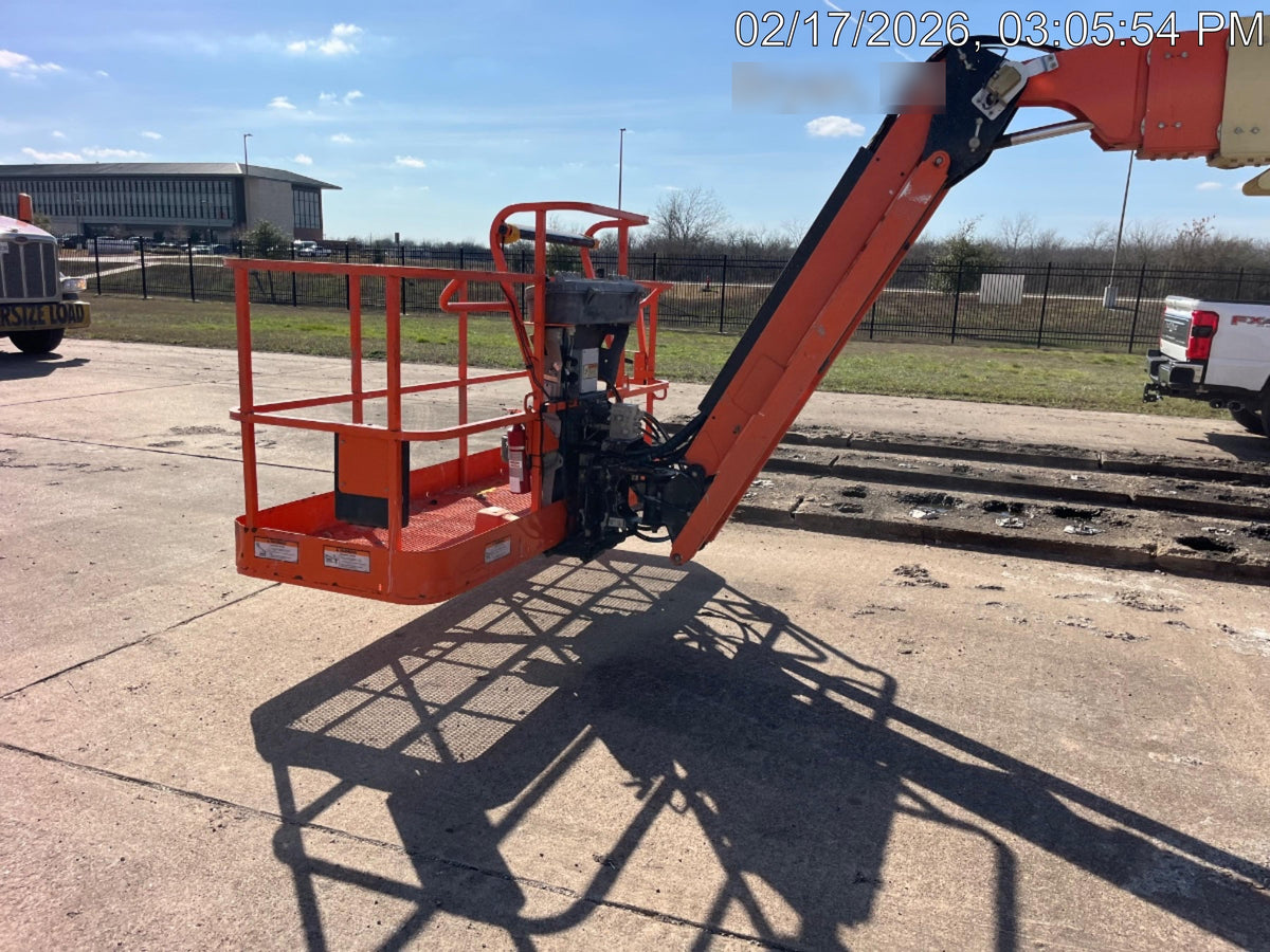 2021 JLG 660SJ Quad Track