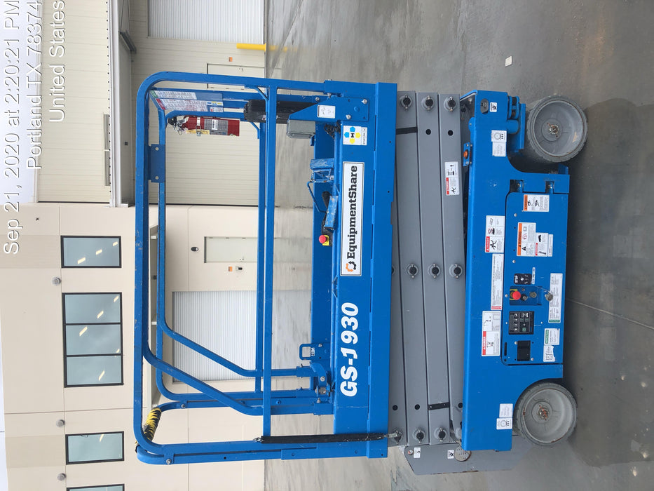 2019 Genie GS-1930 Fixed rails with chain Entry