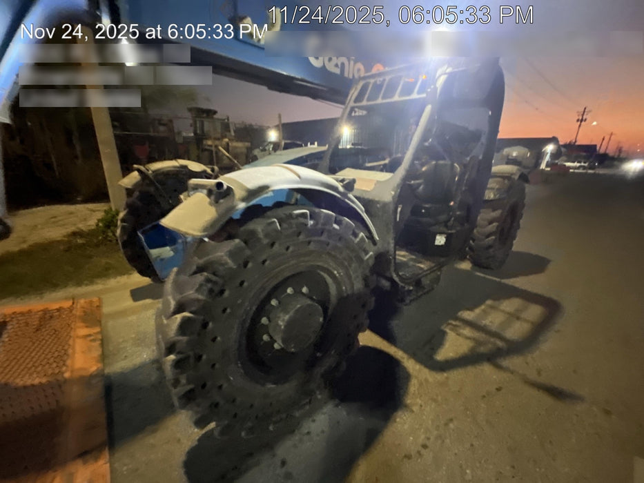 2018 Genie GTH-844 Genie GTH-844 w/Open ROPS, Solid Tires, beacon/work lights, 60" carriage/forks