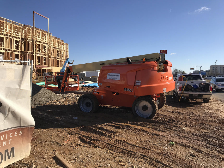 2019 JLG 660SJ