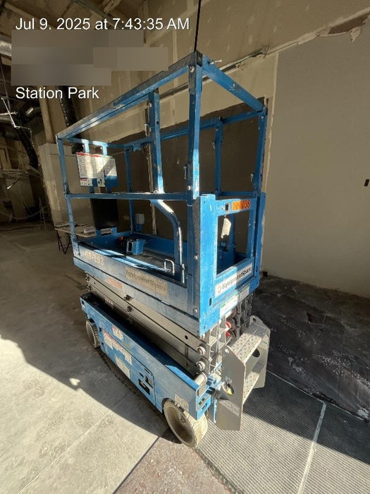 2020 Genie GS-1930 Solid Non Marking Tires, Beacon, Folding rails with half height swing gate, 800W Inverter