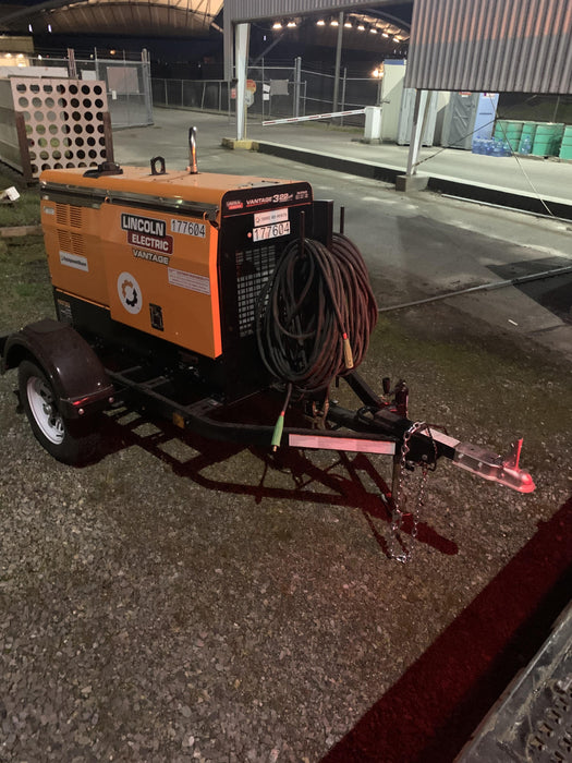 2021 Lincoln Electric Vantage 322 Vantage 322 Ready Pak 3 w/ Decals, ORANGE (includes trailer, cable rack, fender light kit) NO Telematics