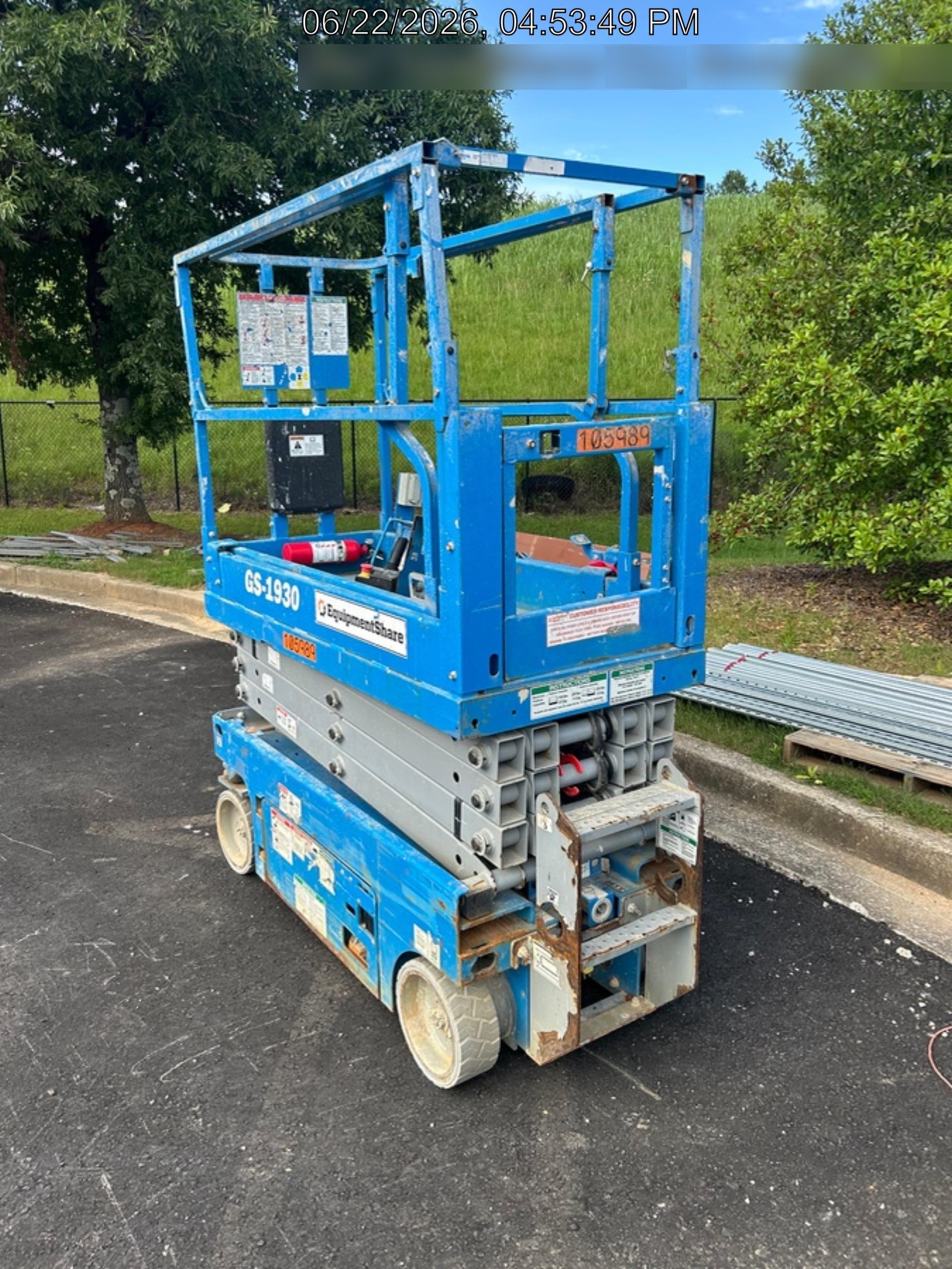 2020 Genie GS-1930 Solid Non Marking Tires, Beacon, Folding rails with half height swing gate