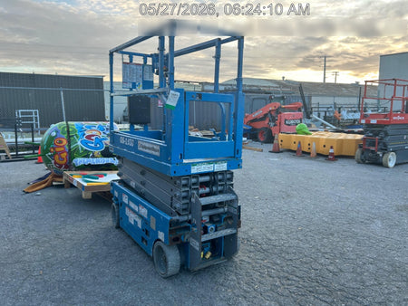 2020 Genie GS-1930 Solid Non Marking Tires, Beacon, Folding rails with half height swing gate, 800W Inverter