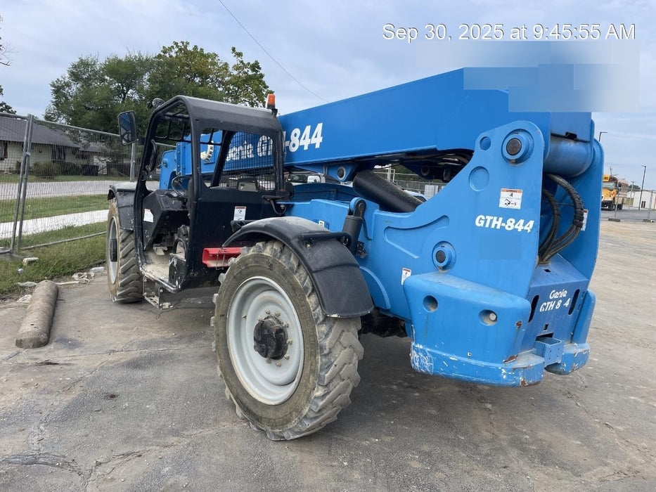 2018 Genie GTH-844 Genie GTH-844 w/Open ROPS, FF Tires, beacon/work lights, 60" carriage/forks