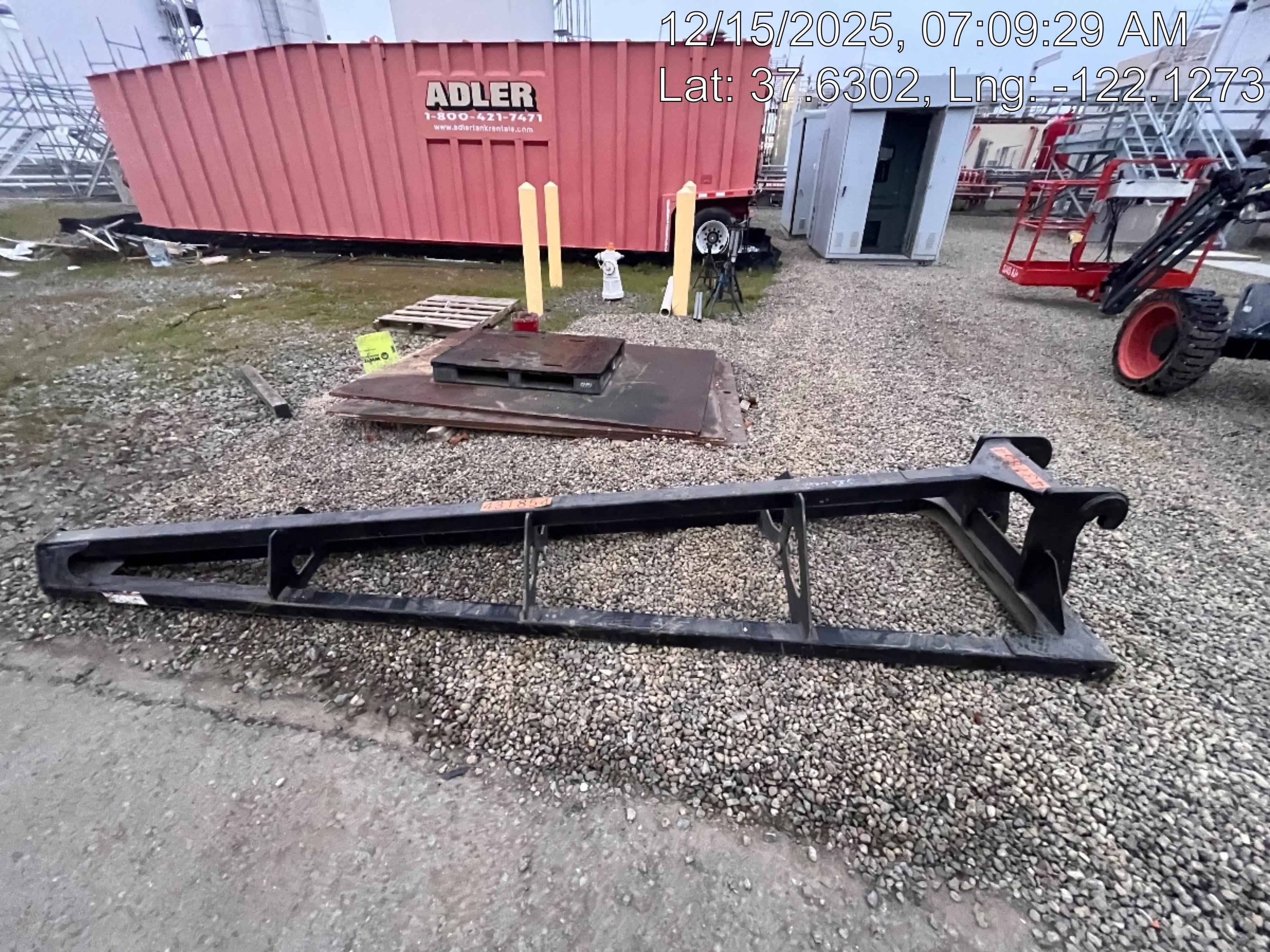 2024 JLG 1001275853