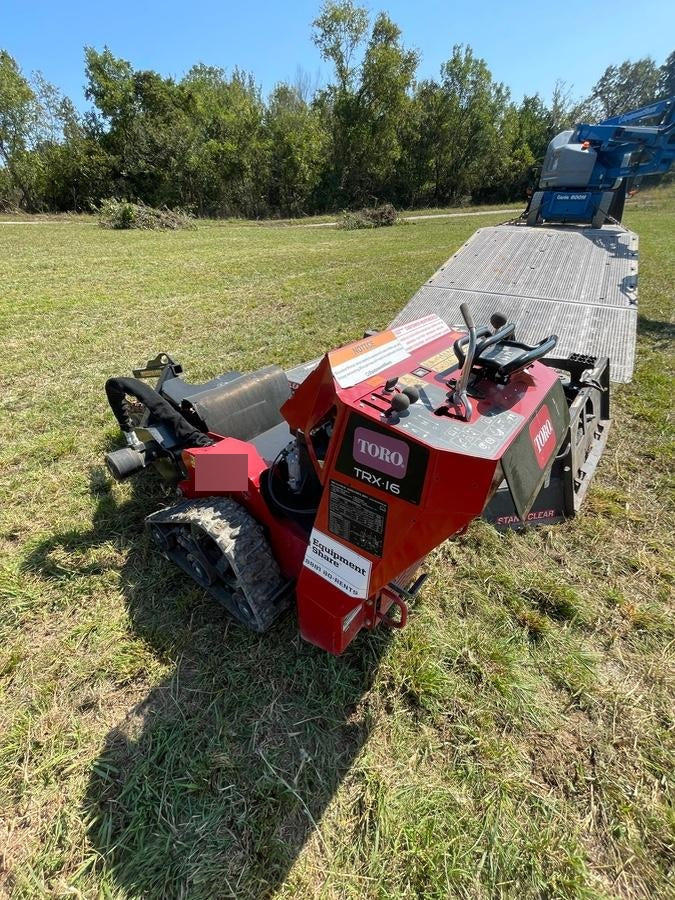 2022 TORO TRX-16