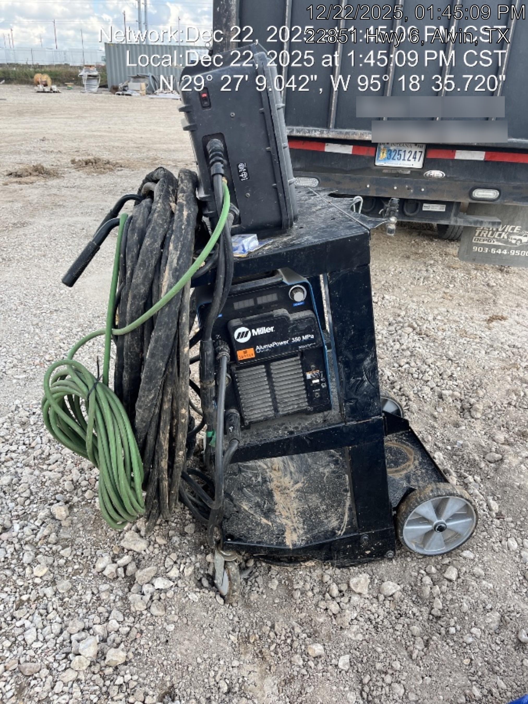 2023 MILLER ELECTRIC XR-AlumaFeed