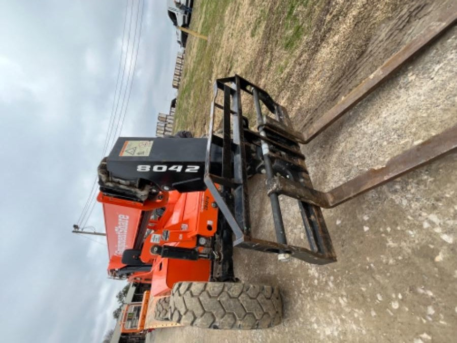 2022 SKYTRAK 8042