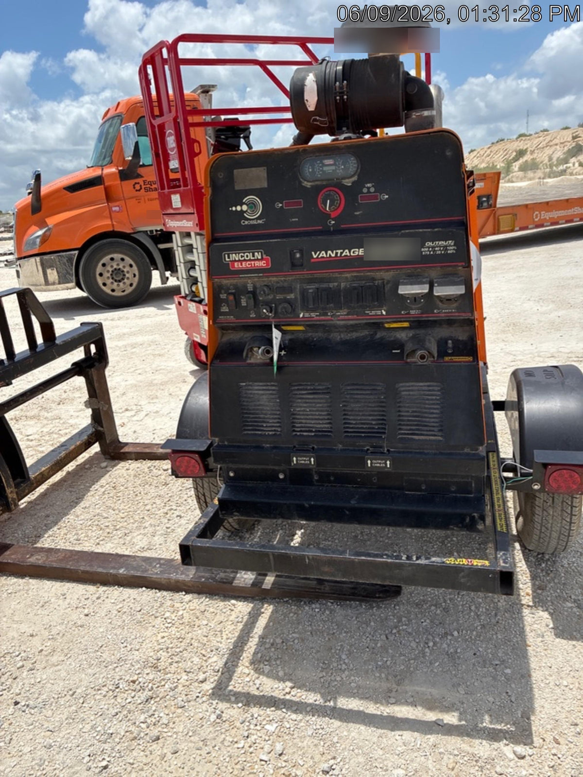 2021 Lincoln Electric Vantage 549X Ready Pak 3, ORANGE (includes trailer, cable rack, fender light kit)